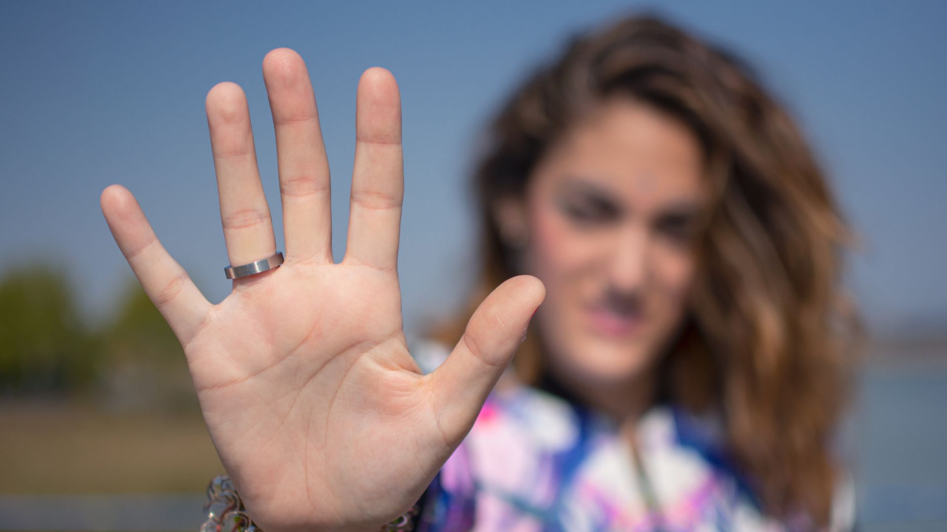 How to Set and Maintain Healthy Boundaries in Relationships